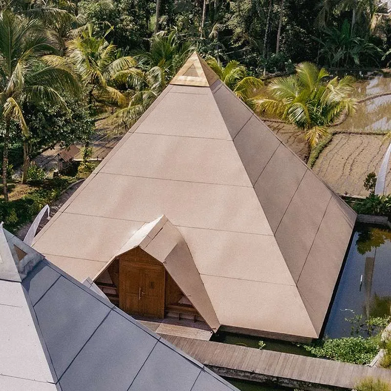 Pyramids of Chi